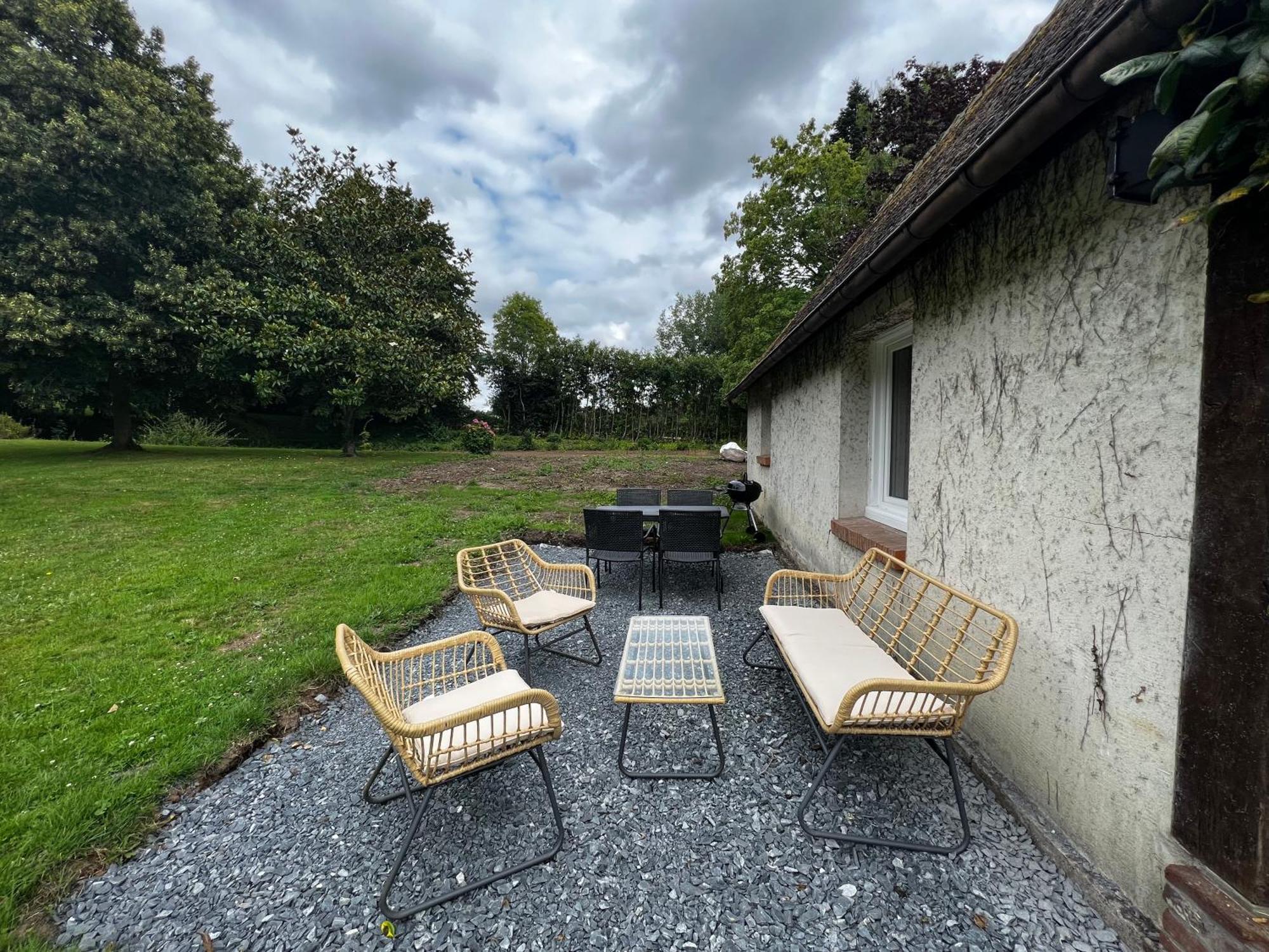 Le Clos De Lily Coudray-Rabut Eksteriør billede